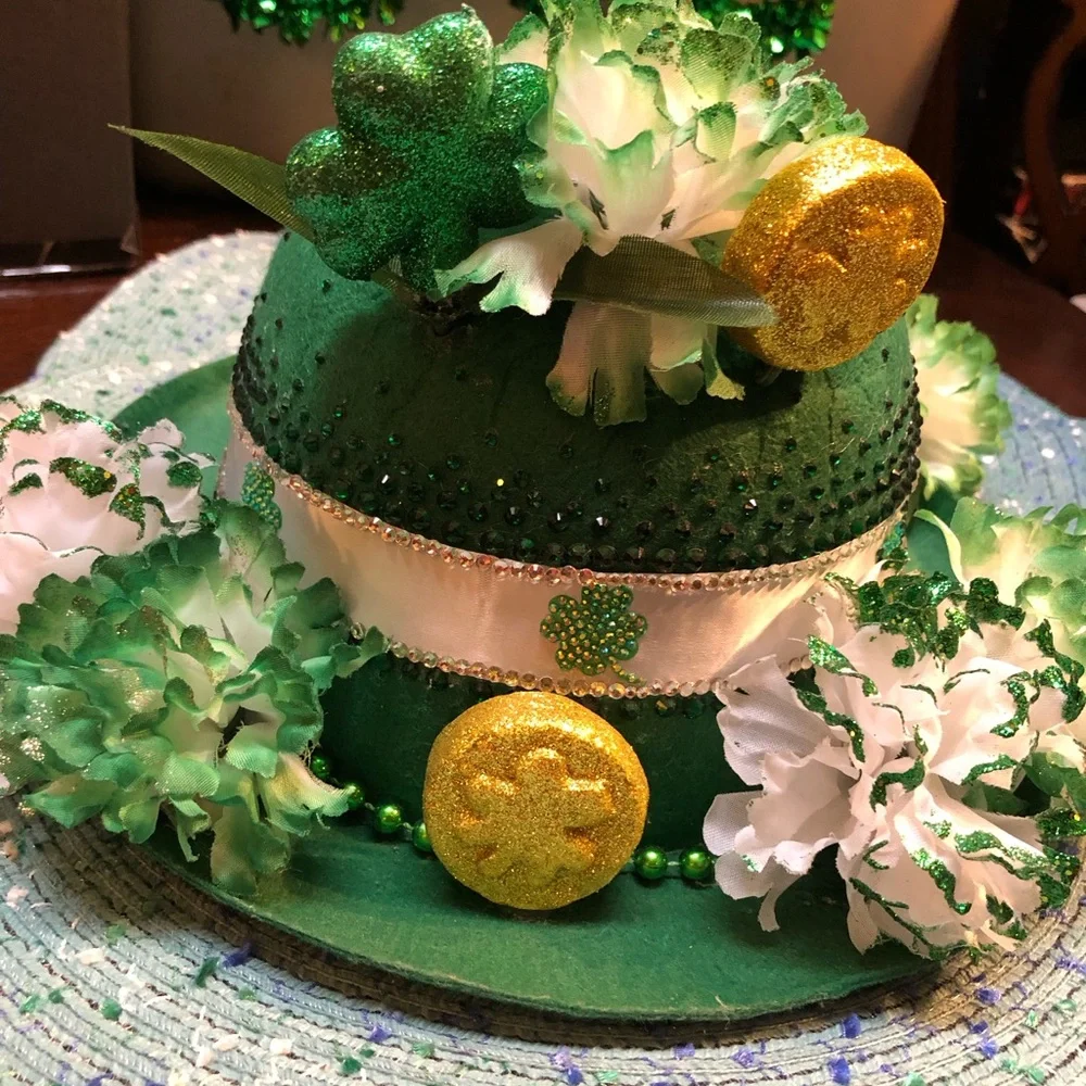Festive Green and Gold st. Patrick’s Day Hat ☘️🍀☘️🍀☘️🍀☘️🍀☘️🍀☘️🍀☘️🍀☘️🍀